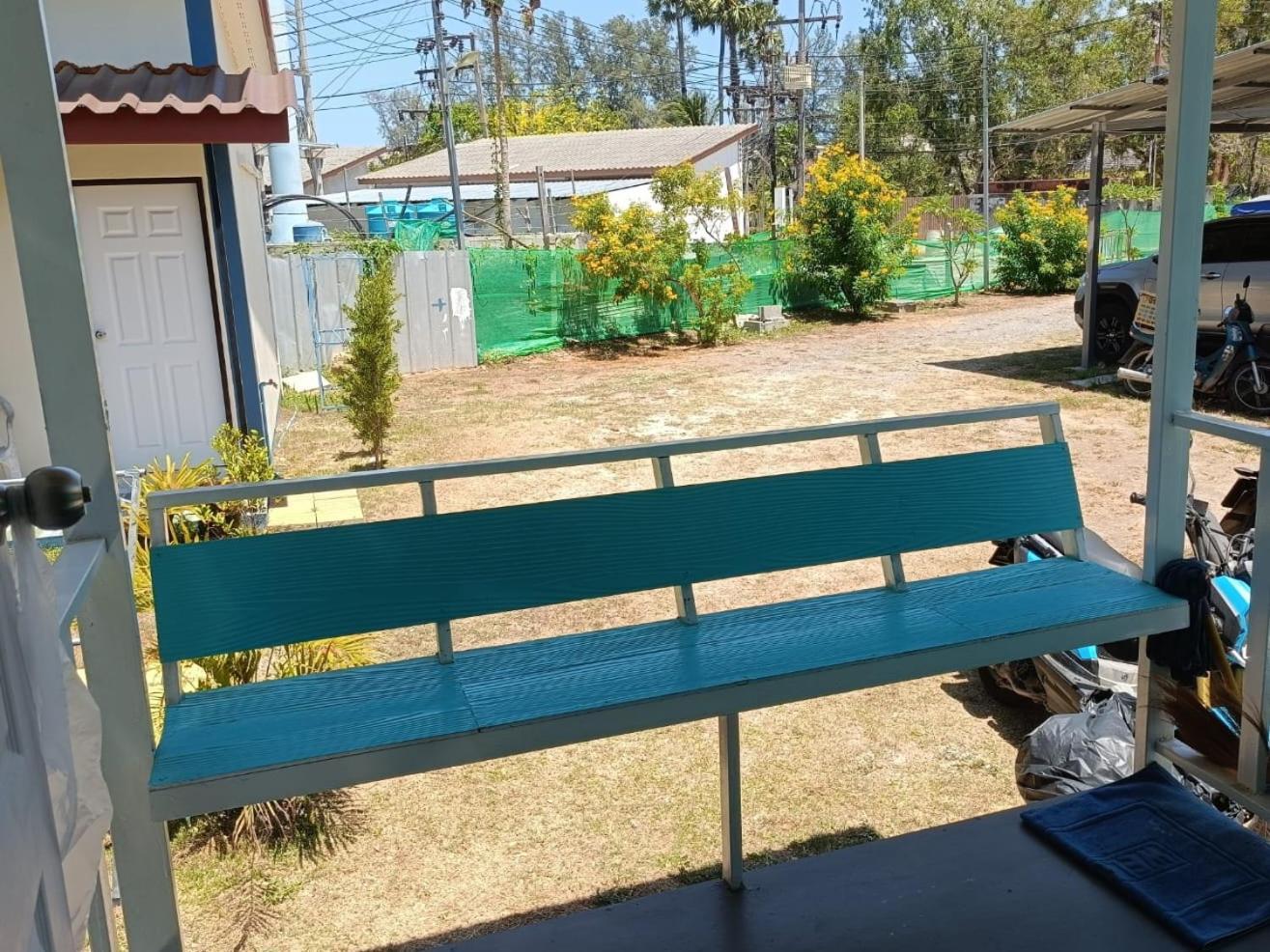 Chill Land House Hotel Pantai Bang Tao Luaran gambar